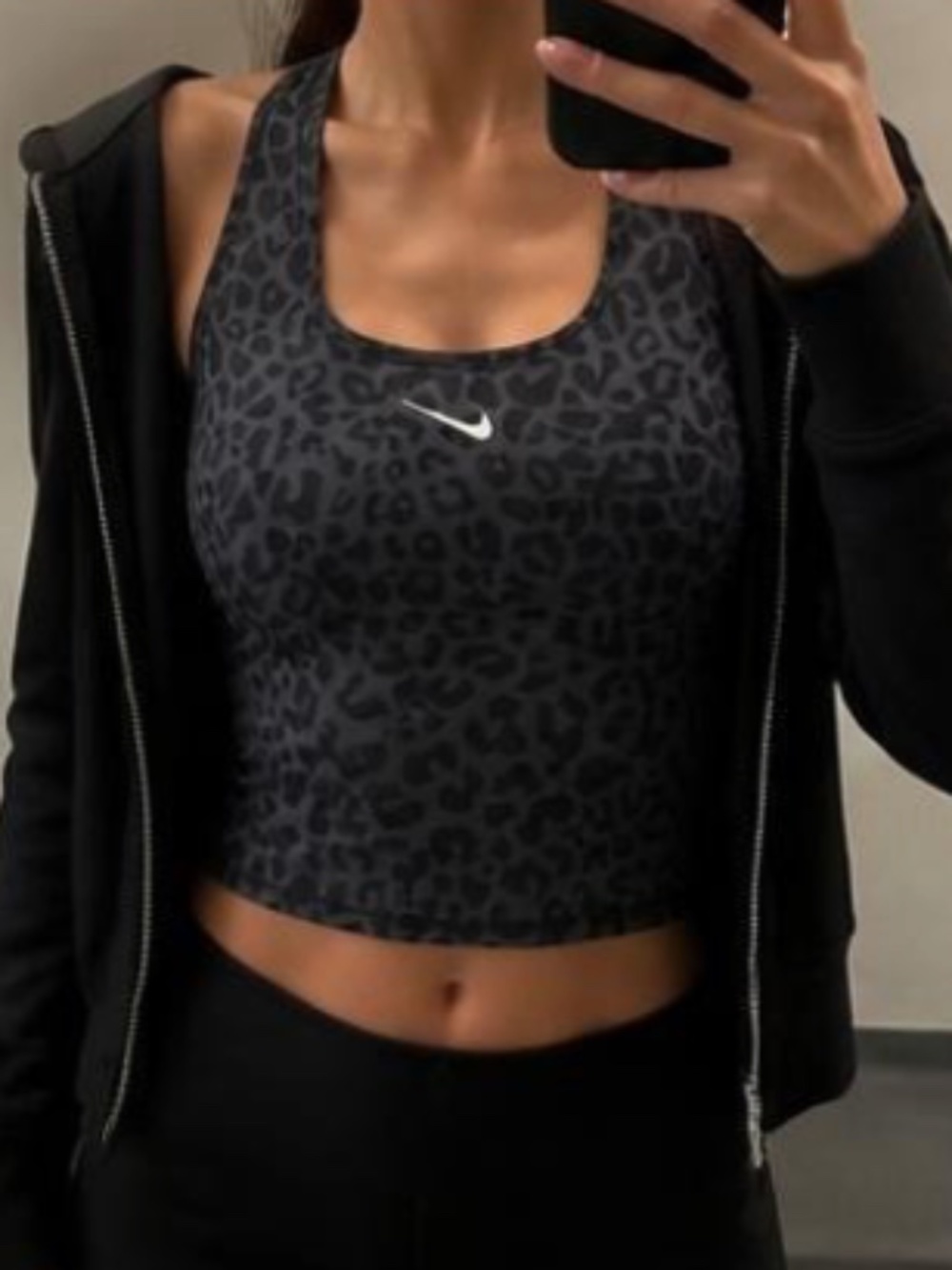 M Nike black leopard print active tank